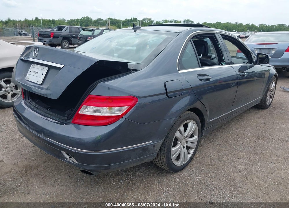 2009 MERCEDES-BENZ C 300 LUXURY/SPORT VIN: WDDGF54X29R042590