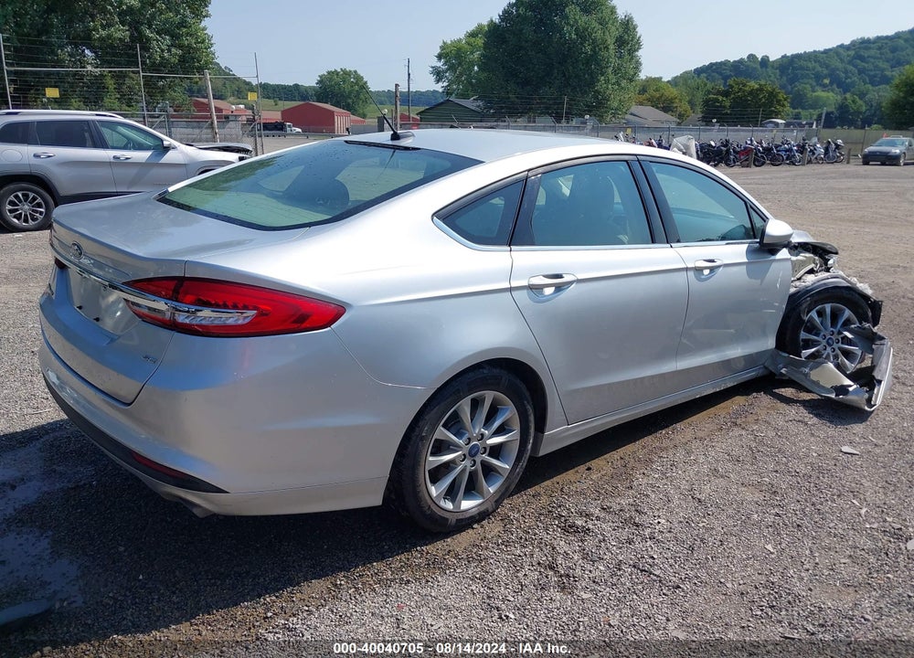 2017 FORD FUSION SE VIN: 3FA6P0H77HR268939