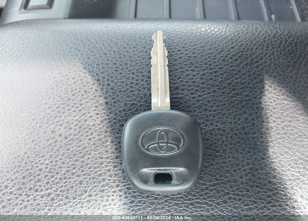 2017 TOYOTA TUNDRA VIN: 5TFUY5F1XHX615617