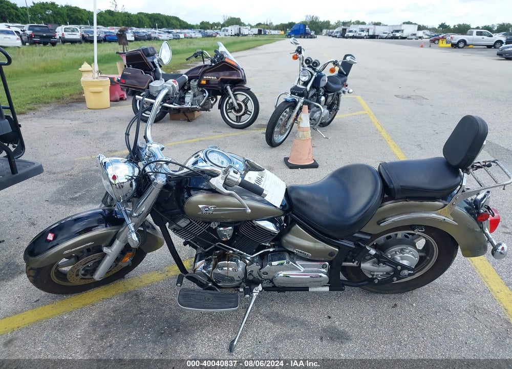 2005 YAMAHA XVS1100 A VIN: JYAVP11YX5A008082