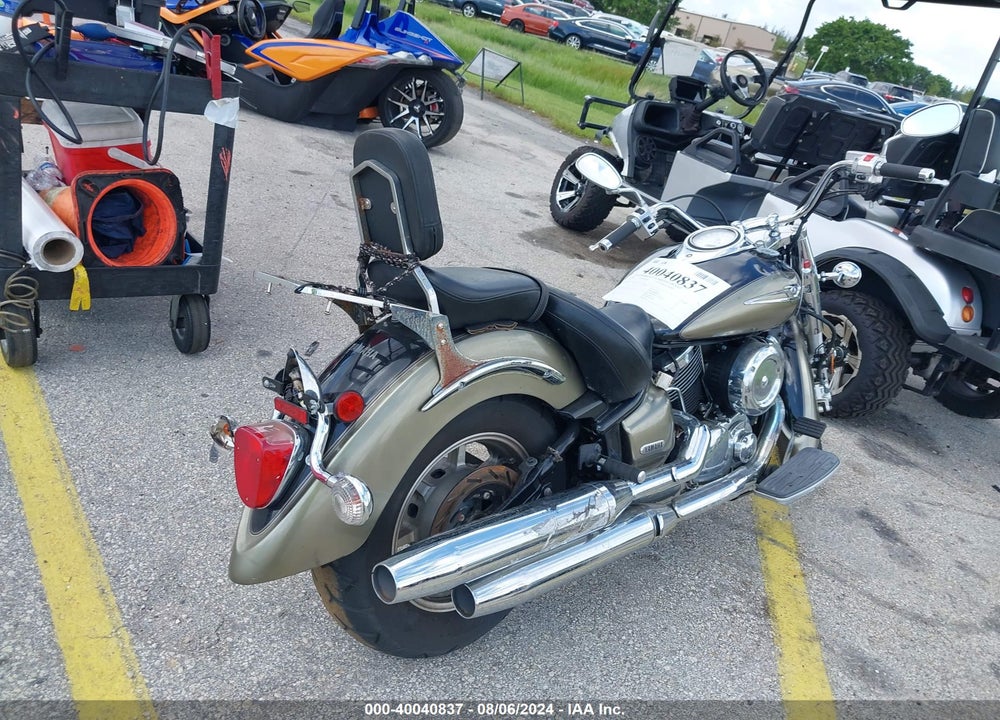2005 YAMAHA XVS1100 A VIN: JYAVP11YX5A008082