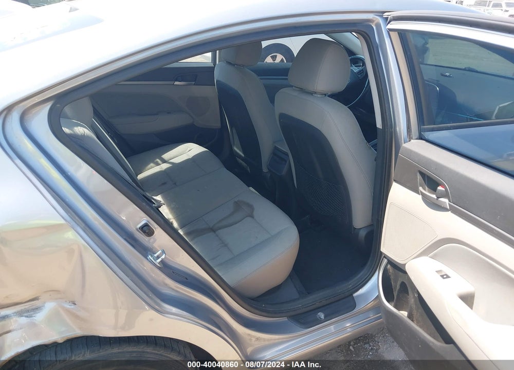 2017 HYUNDAI ELANTRA SE VIN: 5NPD84LF4HH016508