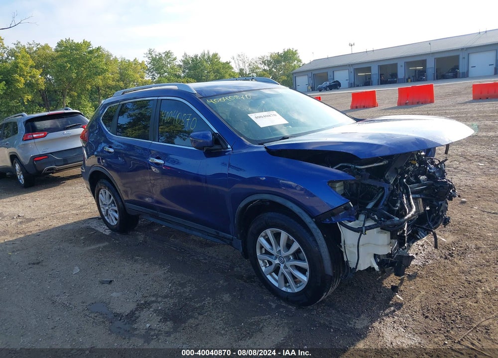 2018 NISSAN ROGUE SV VIN: KNMAT2MVXJP579214