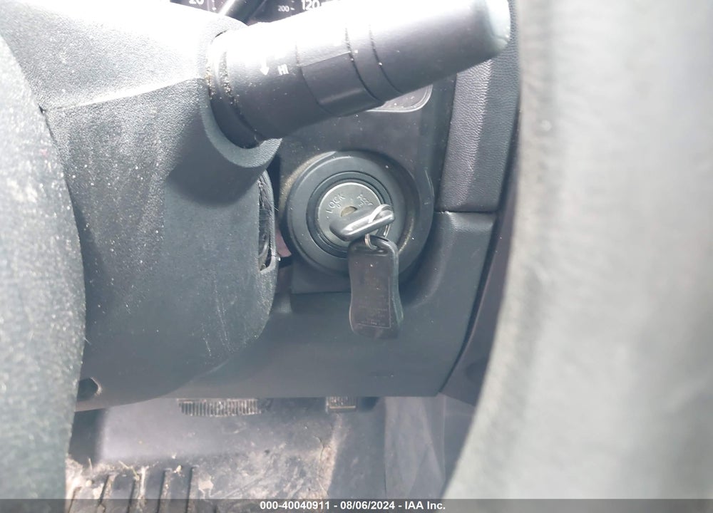 2013 NISSAN TITAN SV VIN: 1N6BA0EK5DN305581