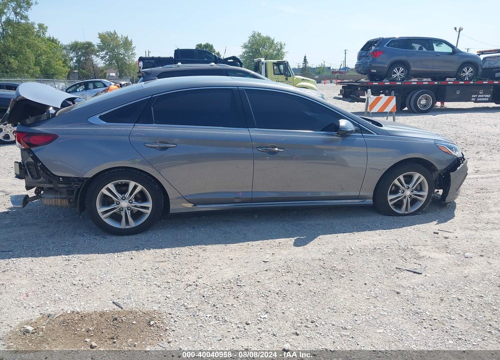 2018 HYUNDAI SONATA SPORT VIN: 5NPE34AF8JH648651