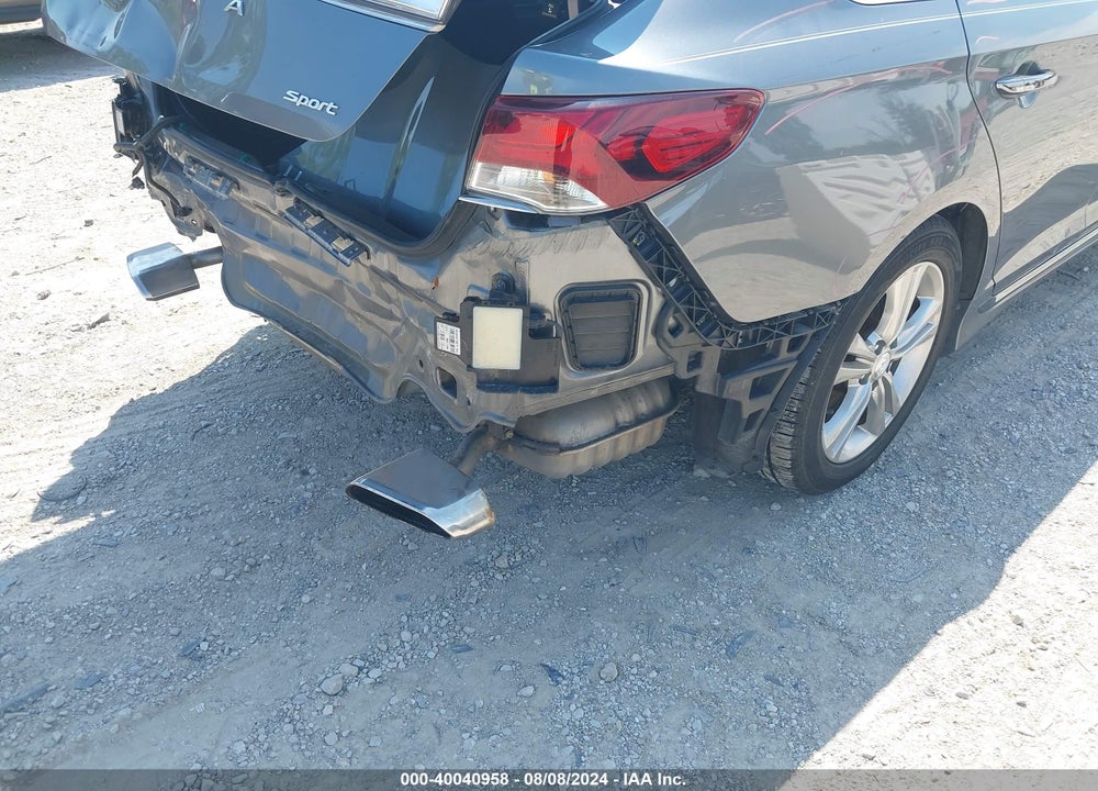 2018 HYUNDAI SONATA SPORT VIN: 5NPE34AF8JH648651