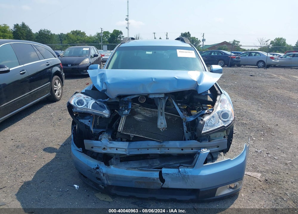 2011 SUBARU OUTBACK 2.5I PREMIUM VIN: 4S4BRBFC4B3439338