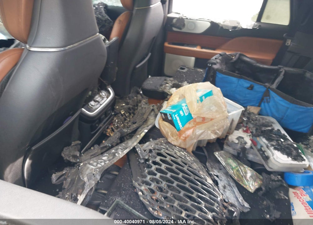 2020 LINCOLN NAVIGATOR RESERVE L VIN: 5LMJJ3LT2LEL02799