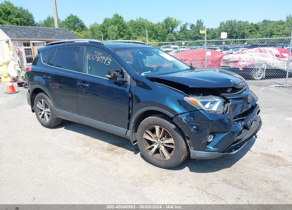 2018 TOYOTA RAV4 XLE VIN: JTMRFREV6JJ726391