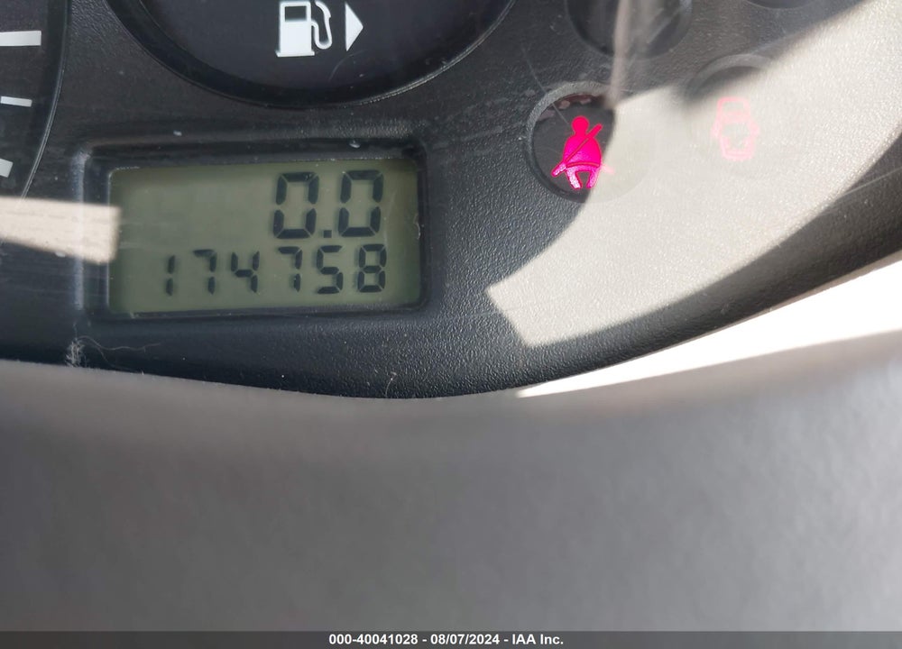 2007 FORD FOCUS S/SE/SES VIN: 1FAFP34N77W177431