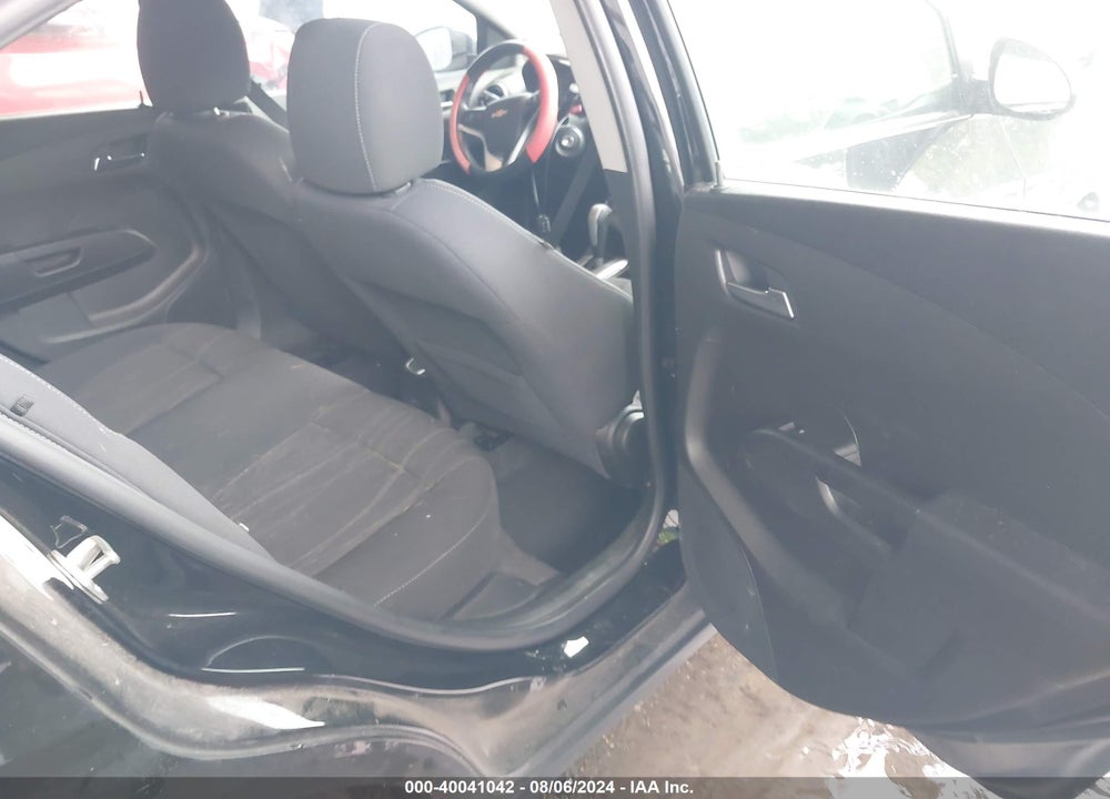 2019 CHEVROLET SONIC LT AUTO VIN: 1G1JD5SB4K4117587