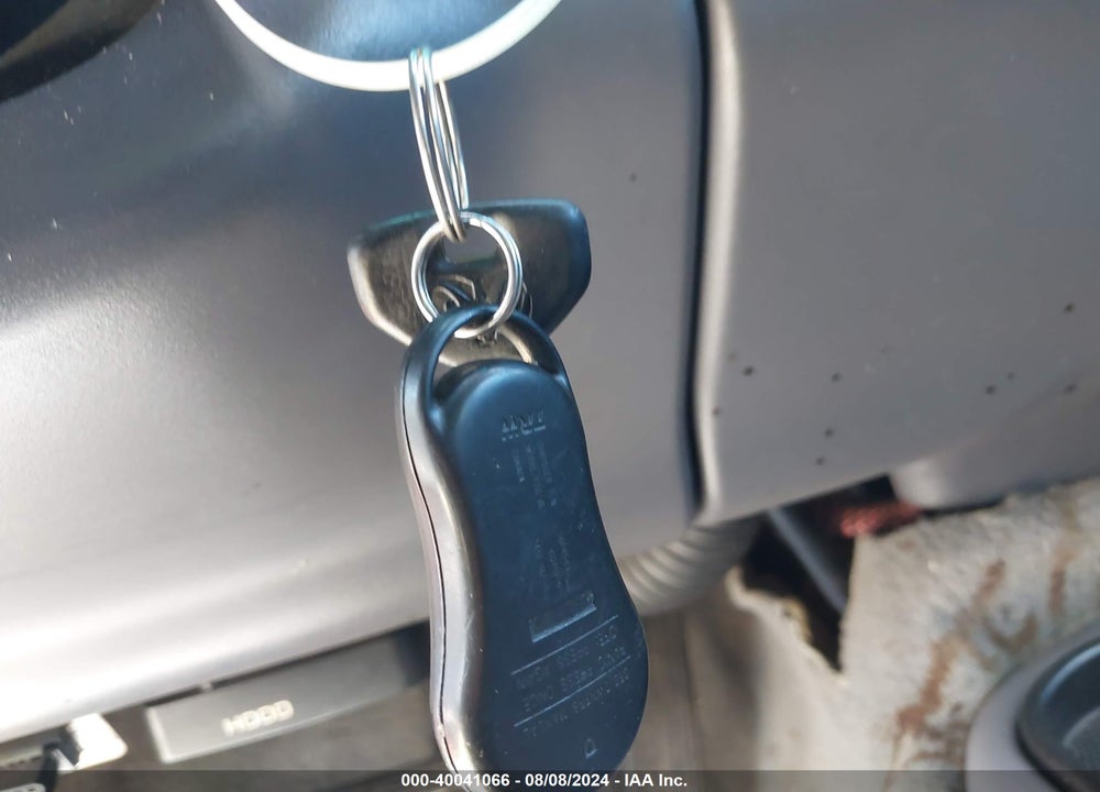 2000 DODGE DURANGO VIN: 1B4HR28Z1YF245600