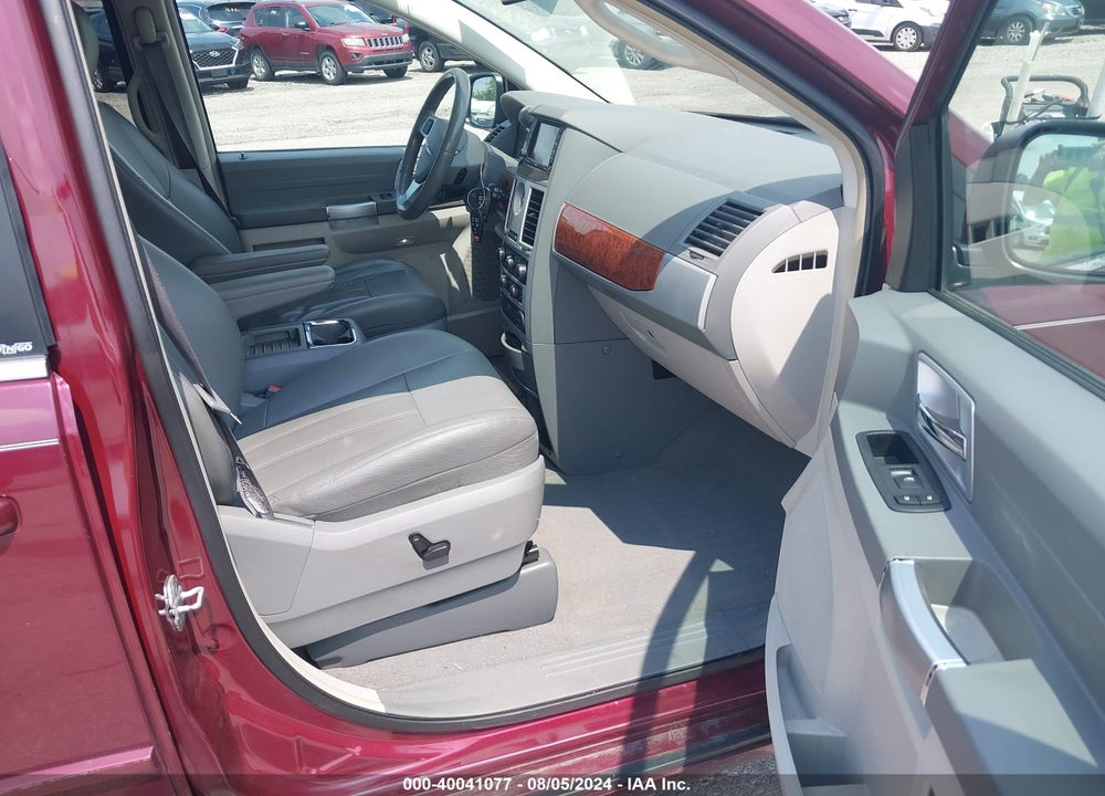 2008 CHRYSLER TOWN & COUNTRY TOURING VIN: 2A8HR54P68R822356