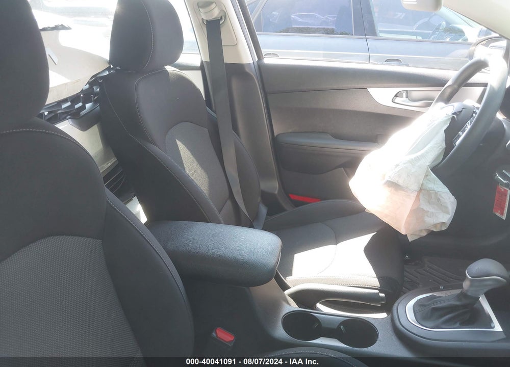 2023 KIA FORTE LXS VIN: 3KPF24AD9PE651433