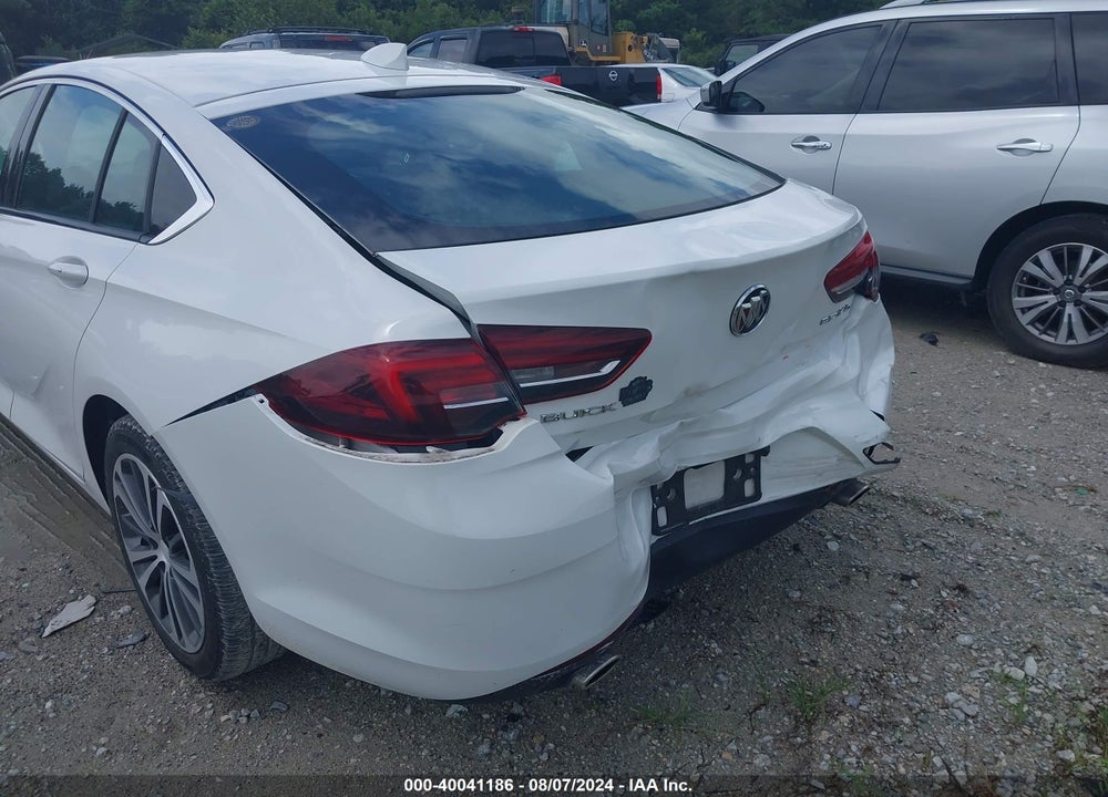 2018 BUICK REGAL SPORTBACK ESSENCE VIN: W04GP6SX8J1137135