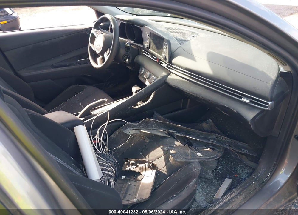 2023 HYUNDAI ELANTRA SE VIN: KMHLL4AG8PU556109