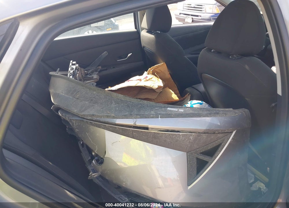 2023 HYUNDAI ELANTRA SE VIN: KMHLL4AG8PU556109