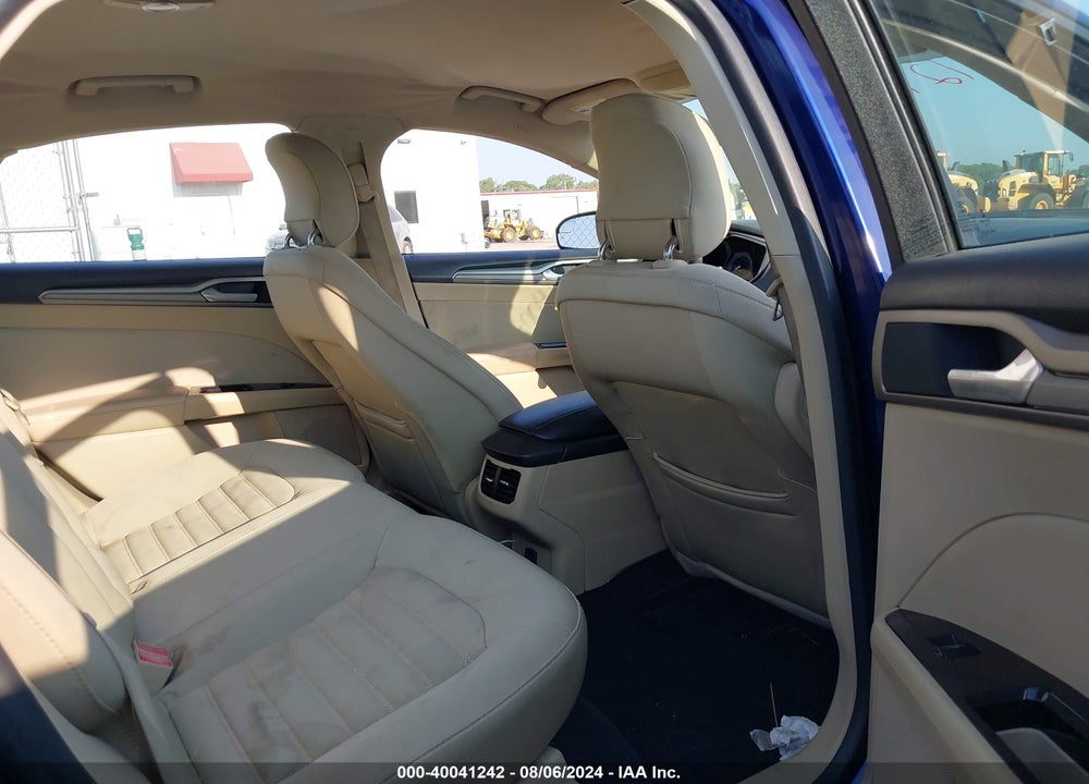 2013 FORD FUSION SE VIN: 3FA6P0HR6DR360412