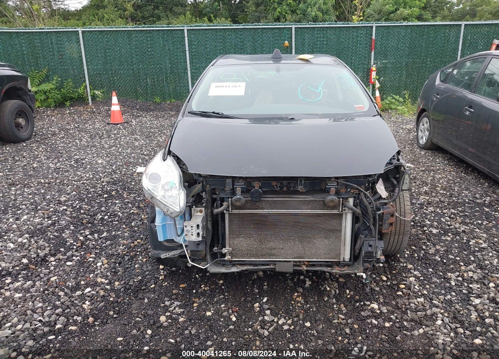 2015 TOYOTA PRIUS TWO VIN: JTDKN3DU5F1921836