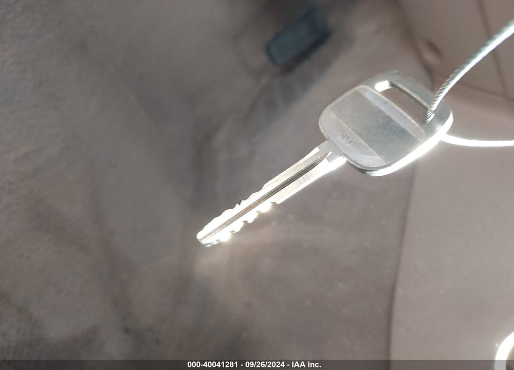 1997 TOYOTA AVALON XL VIN: 4T1BF12B0VU185979