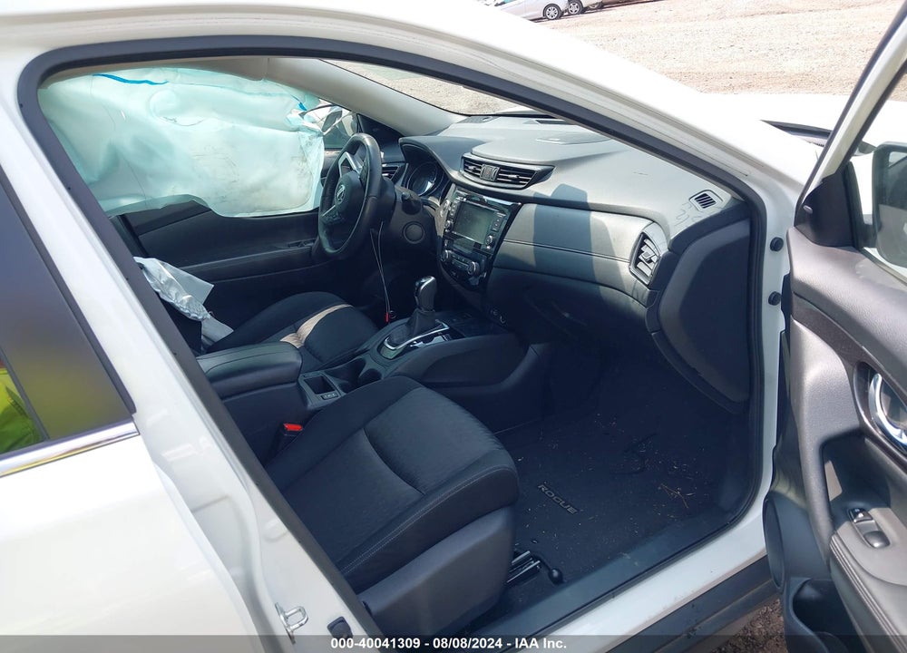 2019 NISSAN ROGUE SV VIN: JN8AT2MT9KW269016