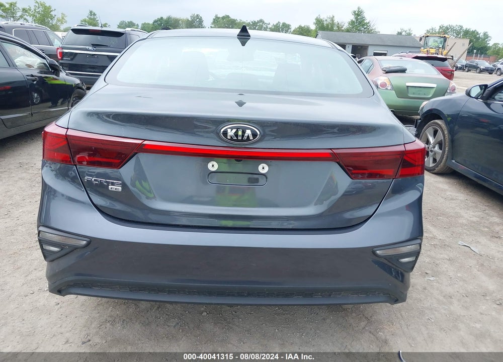 2021 KIA FORTE FE VIN: 3KPF24AD5ME394816