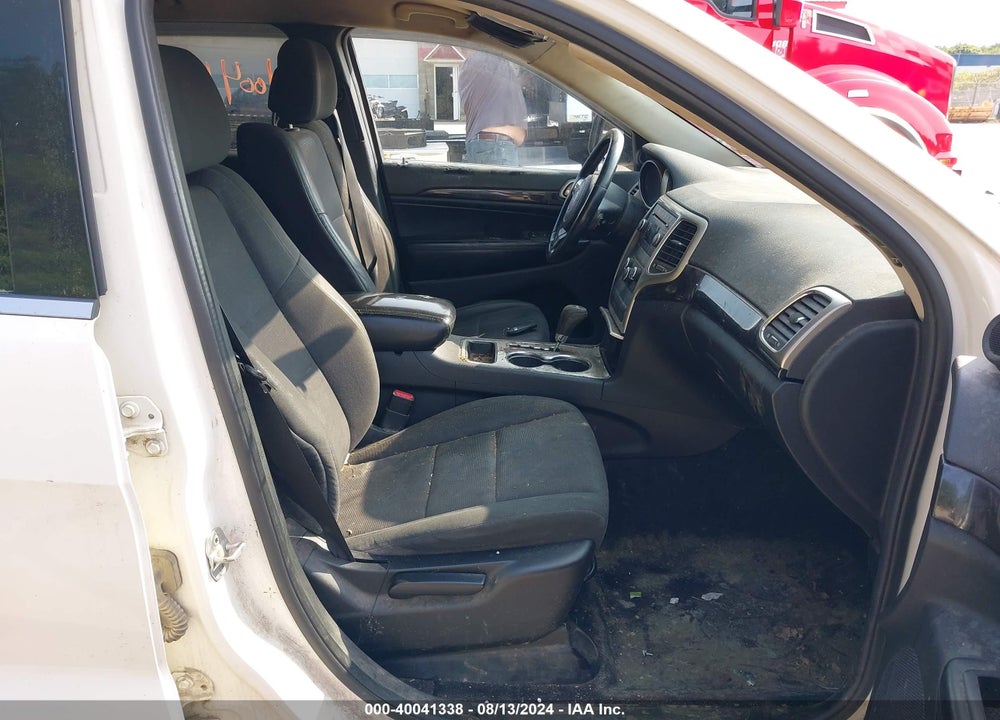 2011 JEEP GRAND CHEROKEE LAREDO VIN: 1J4RR4GG7BC555384