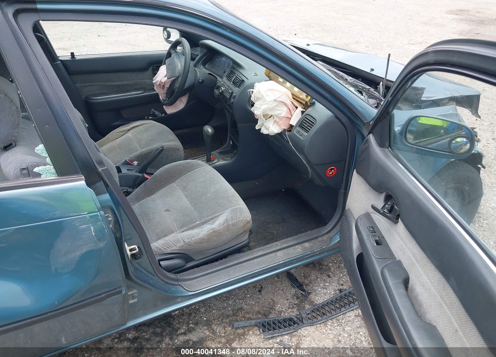 1996 TOYOTA COROLLA DX VIN: 2T1BB02E1TC166999