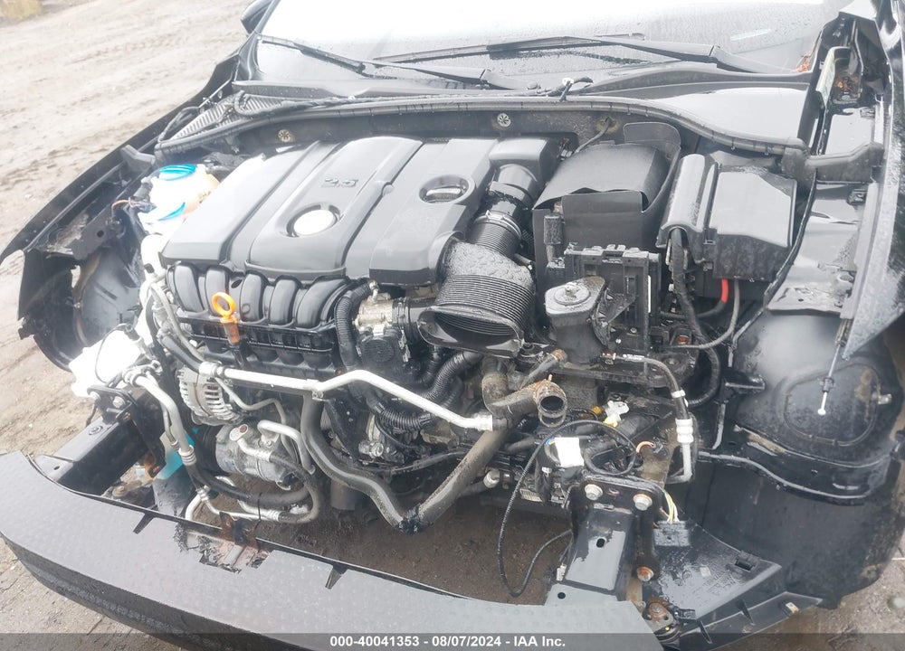 2012 VOLKSWAGEN PASSAT 2.5L SE VIN: 1VWBP7A3XCC027079