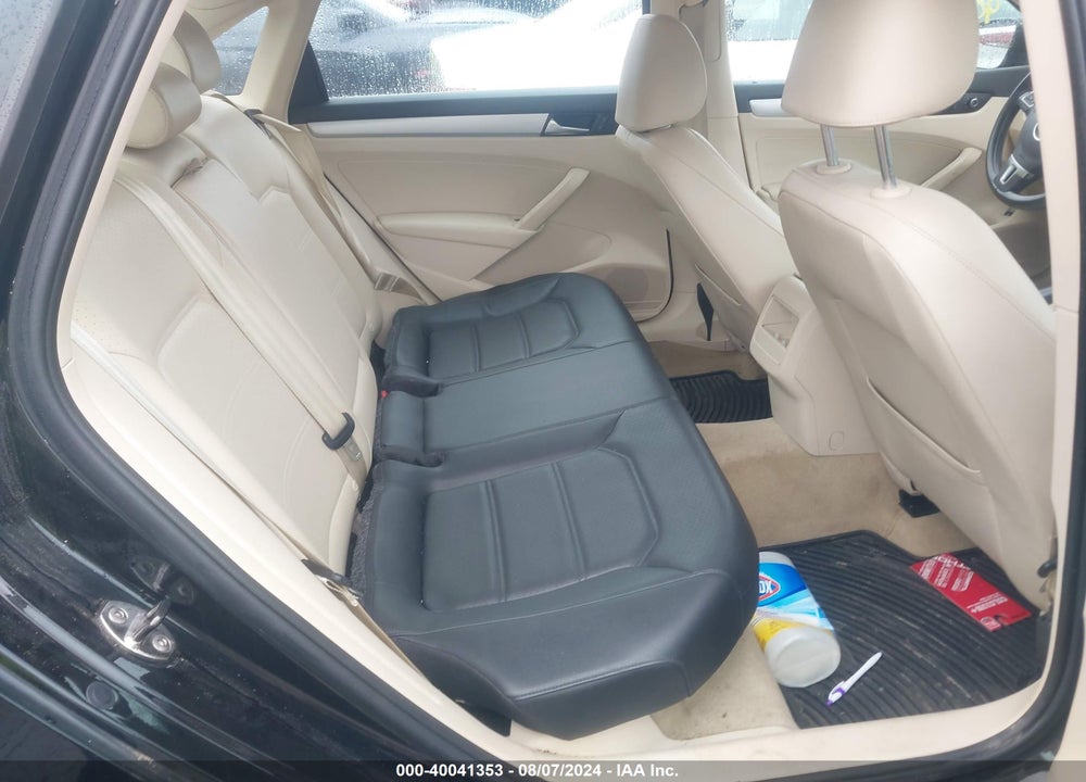 2012 VOLKSWAGEN PASSAT 2.5L SE VIN: 1VWBP7A3XCC027079