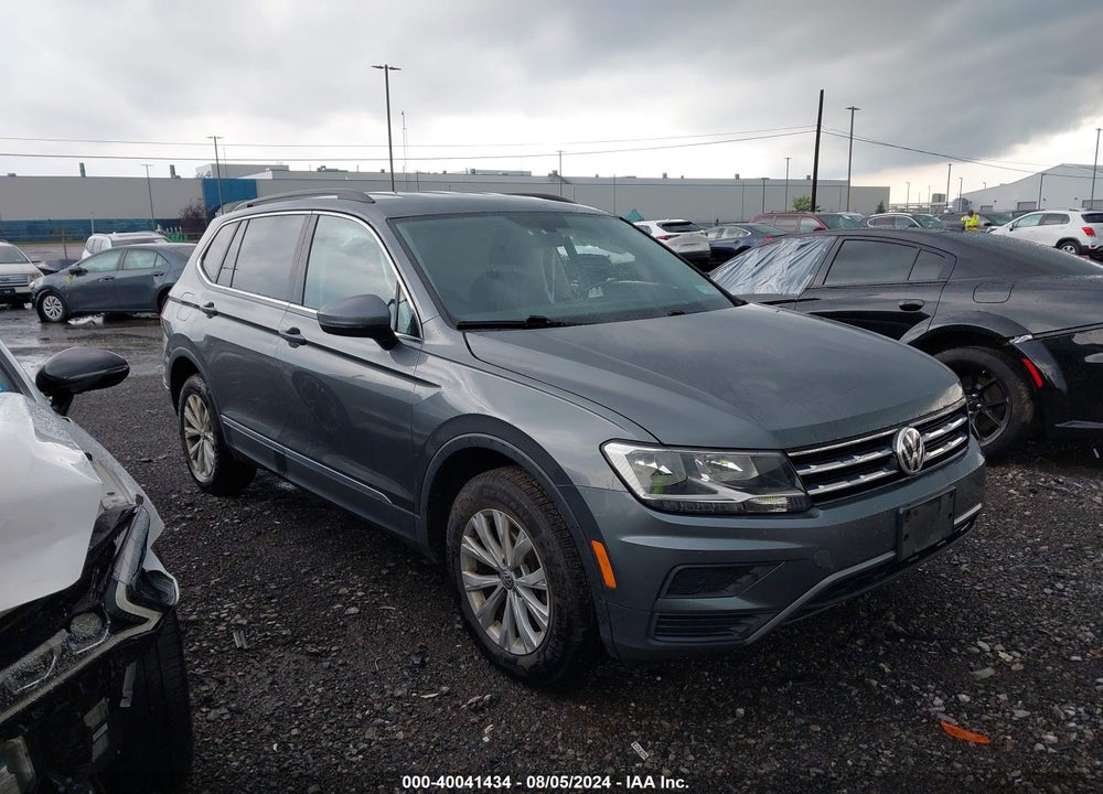 2018 VOLKSWAGEN TIGUAN 2.0T SE/2.0T SEL VIN: 3VV2B7AX7JM055018