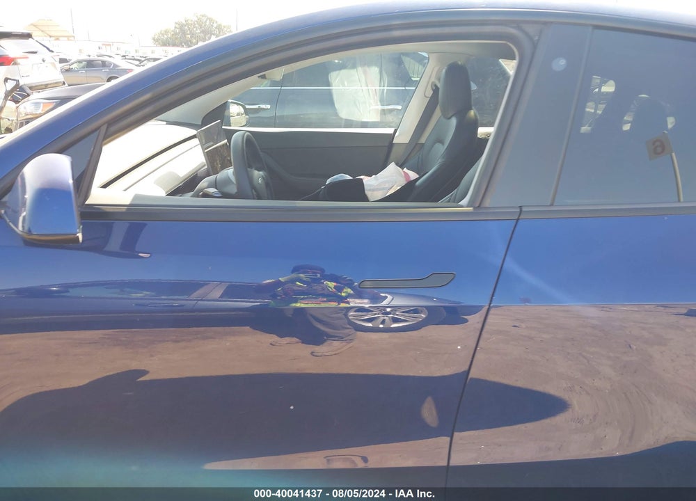 2021 TESLA MODEL Y LONG RANGE DUAL MOTOR ALL-WHEEL DRIVE VIN: 5YJYGDEEXMF192397