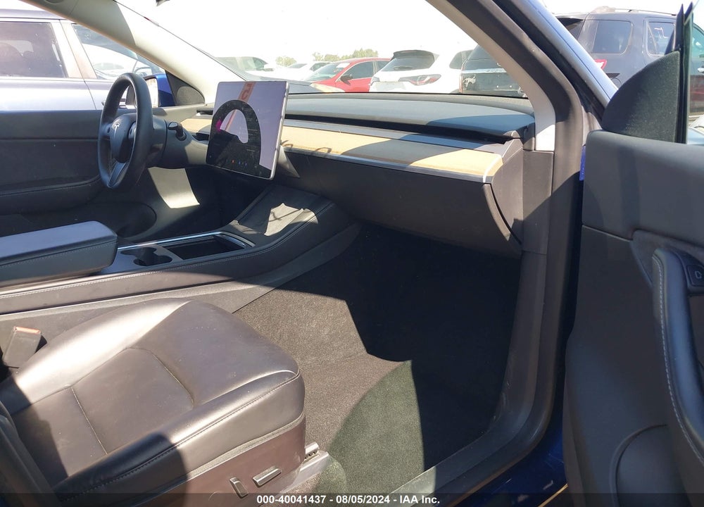 2021 TESLA MODEL Y LONG RANGE DUAL MOTOR ALL-WHEEL DRIVE VIN: 5YJYGDEEXMF192397