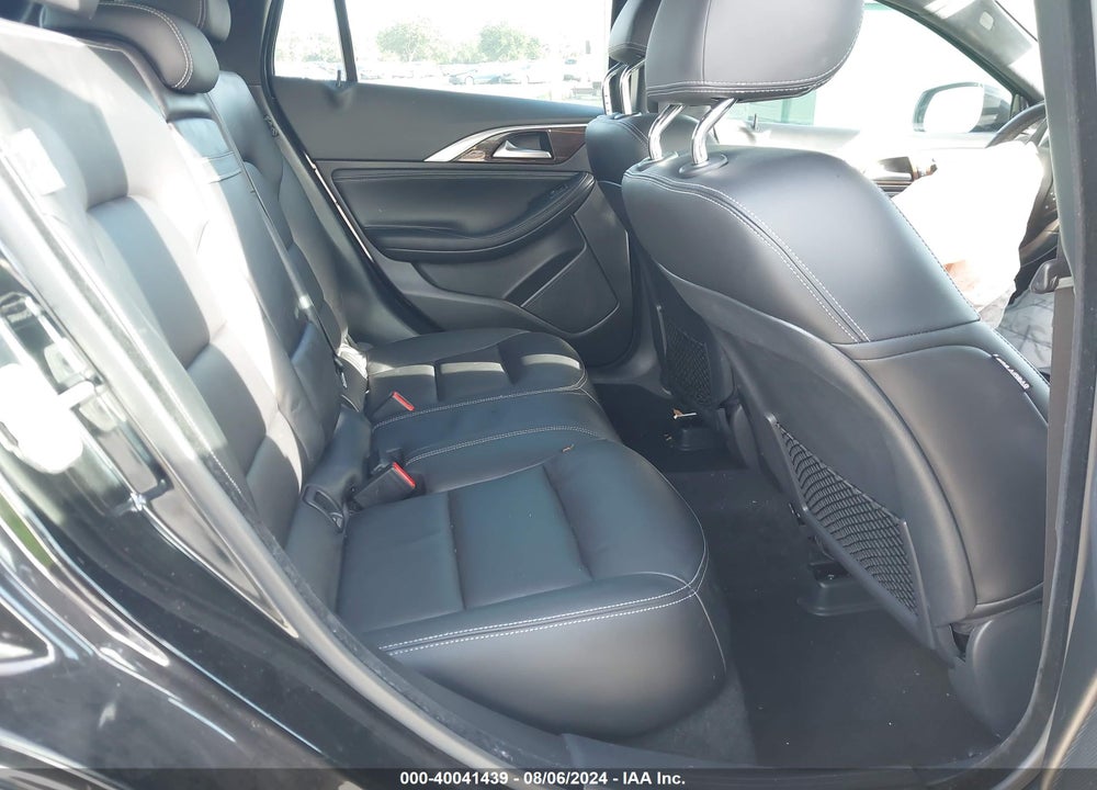 2018 INFINITI QX30 PREMIUM VIN: SJKCH5CP4JA048492