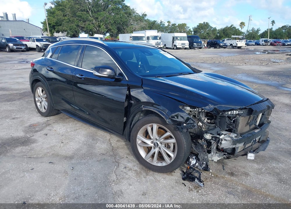 2018 INFINITI QX30 PREMIUM VIN: SJKCH5CP4JA048492