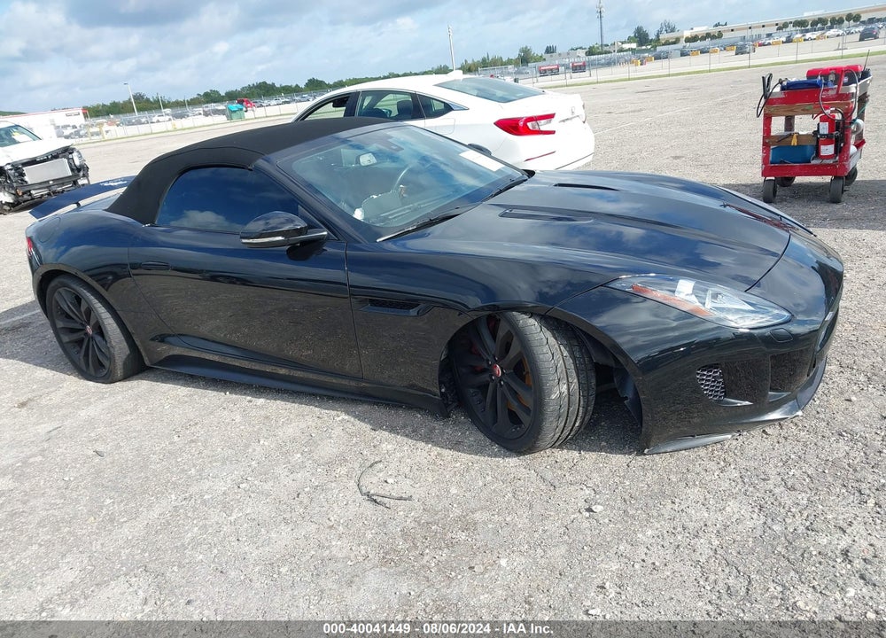 2014 JAGUAR F-TYPE V8 S VIN: SAJWA6GLXEMK09810