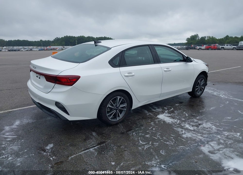 2024 KIA FORTE LXS VIN: 3KPF24AD4RE763818