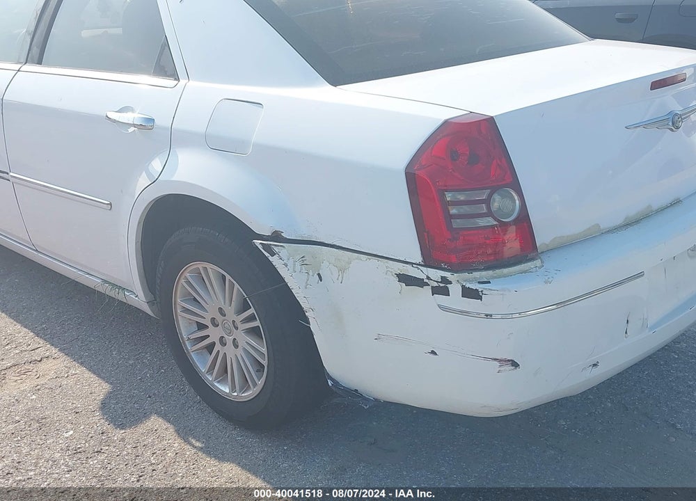 2010 CHRYSLER 300 TOURING/SIGNATURE SERIES/EXECUTIVE SERIES VIN: 2C3CA5CV0AH325487