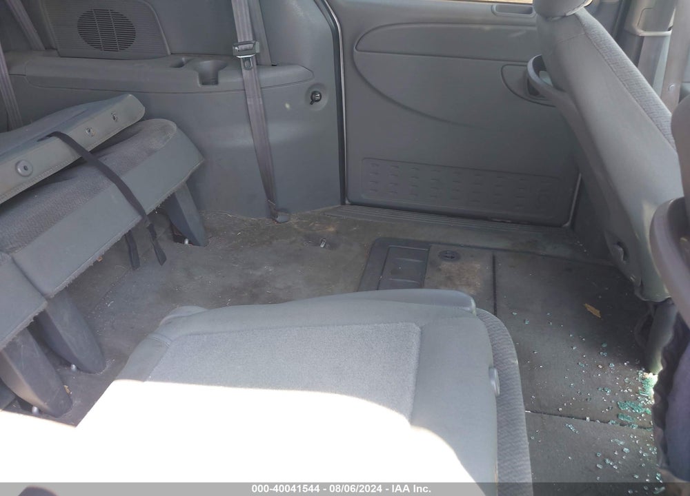 2005 CHRYSLER TOWN & COUNTRY TOURING VIN: 2C4GP54L45R468029