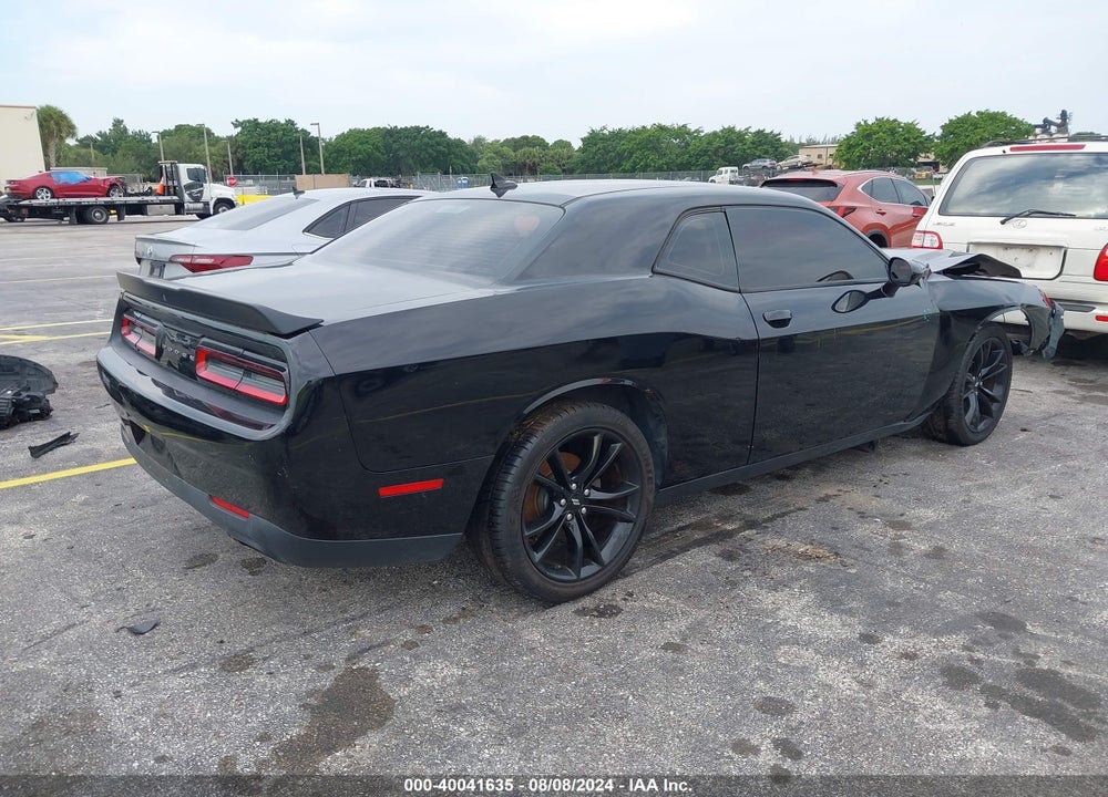 2018 DODGE CHALLENGER SXT VIN: 2C3CDZAGXJH229157
