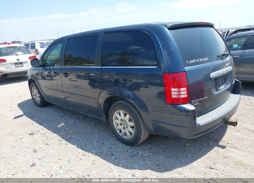 2009 CHRYSLER TOWN & COUNTRY LX VIN: 2A8HR44E09R516408