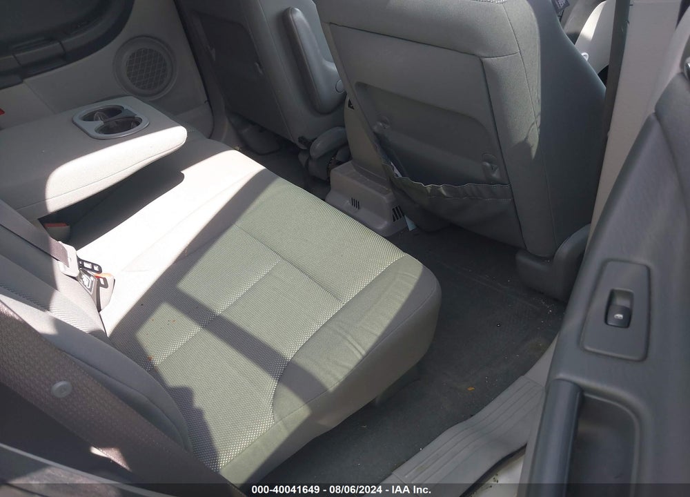 2007 CHRYSLER PACIFICA VIN: 2A8GM48L37R202610