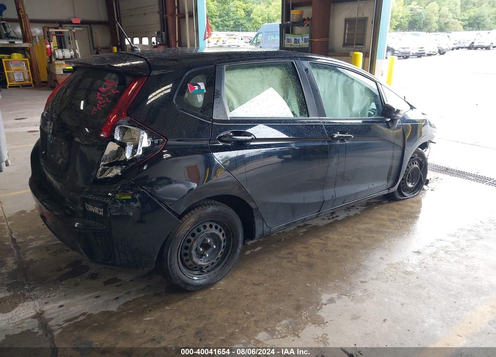 2017 HONDA FIT LX VIN: JHMGK5H54HS002256