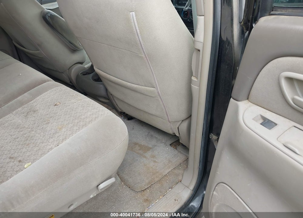 2006 TOYOTA TUNDRA SR5 V8 VIN: 5TBET34176S533785