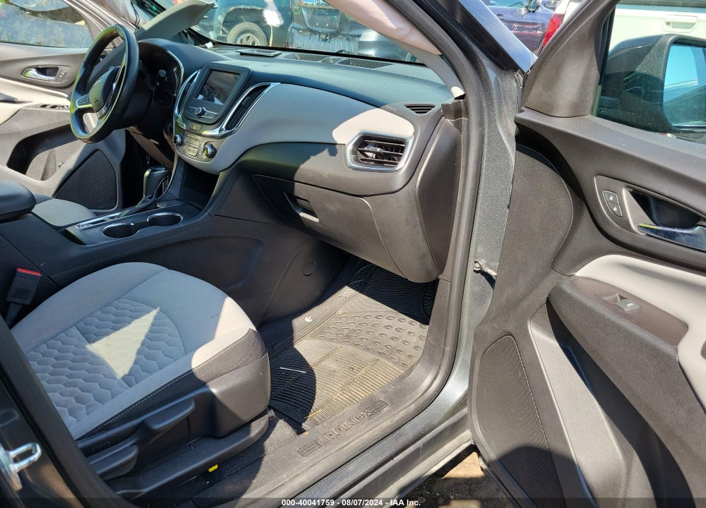 2019 CHEVROLET EQUINOX LT VIN: 2GNAXJEV1K6303770
