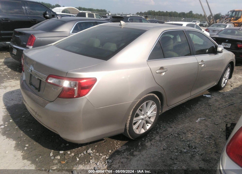 2013 TOYOTA CAMRY XLE V6 VIN: 4T1BK1FK2DU528070