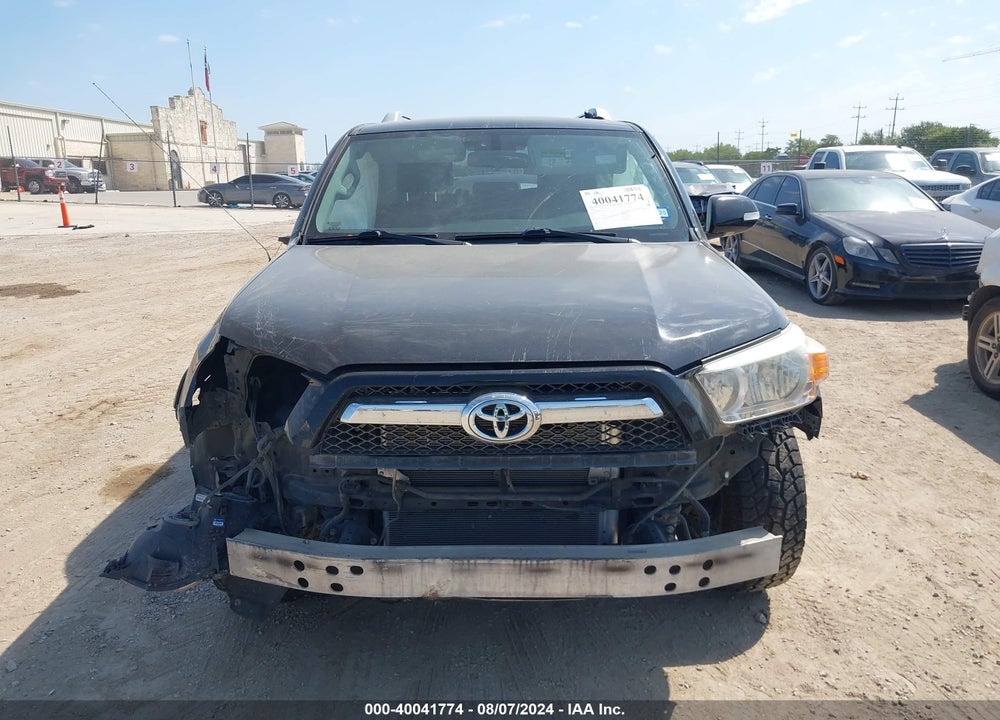 2011 TOYOTA 4RUNNER SR5 V6 VIN: JTEZU5JR8B5020875