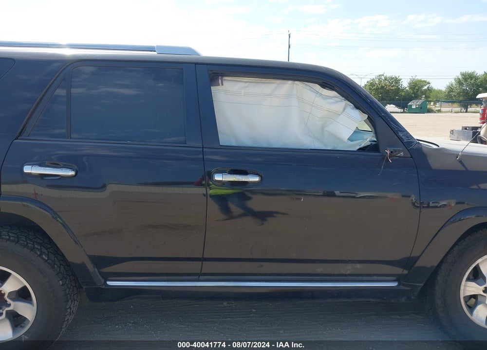 2011 TOYOTA 4RUNNER SR5 V6 VIN: JTEZU5JR8B5020875