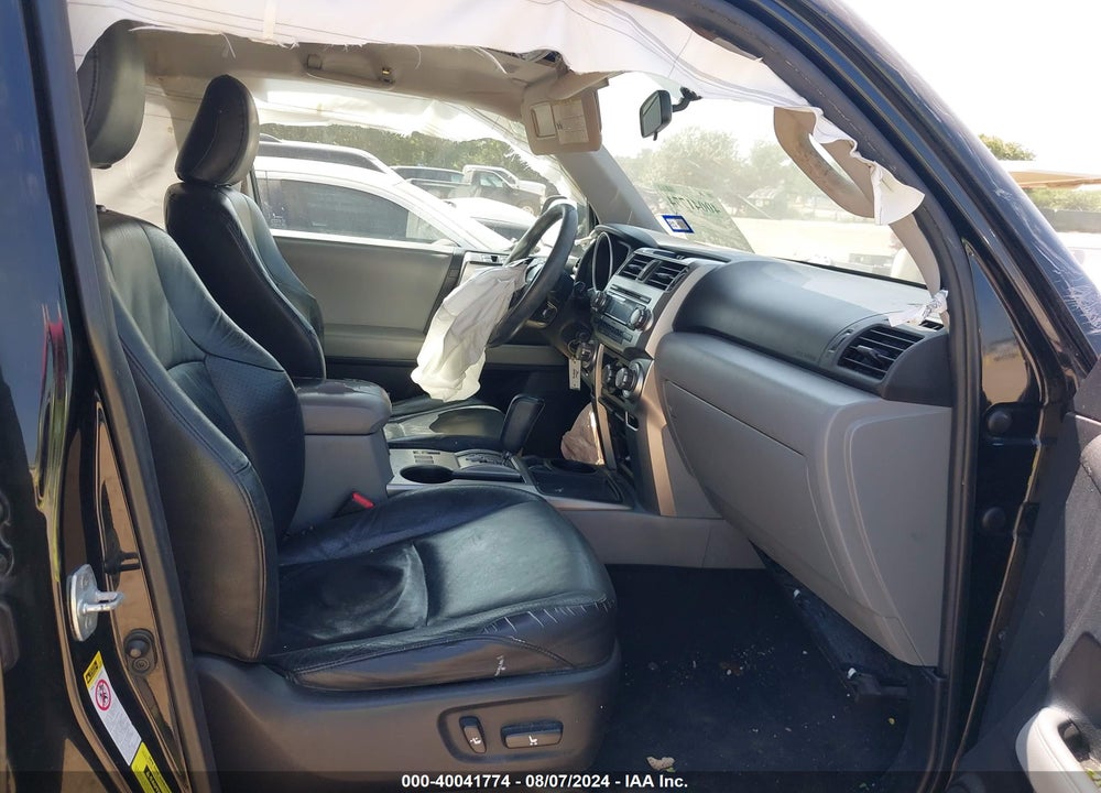 2011 TOYOTA 4RUNNER SR5 V6 VIN: JTEZU5JR8B5020875