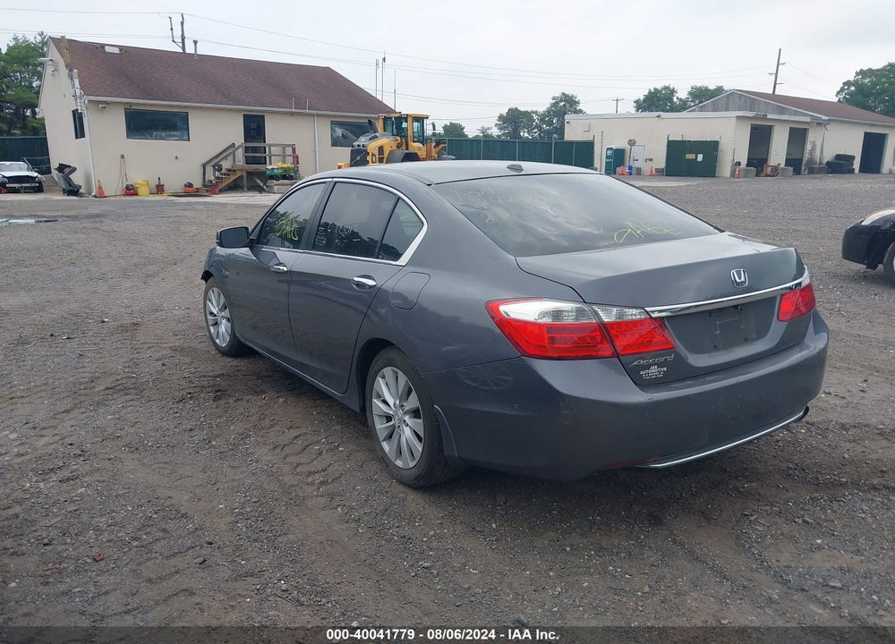 2015 HONDA ACCORD EX-L VIN: 1HGCR2F84FA097266